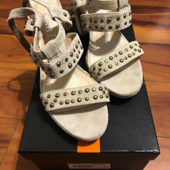 Cinti Heels Beige Color With decorative Studs S38 - Picture 1 of 6